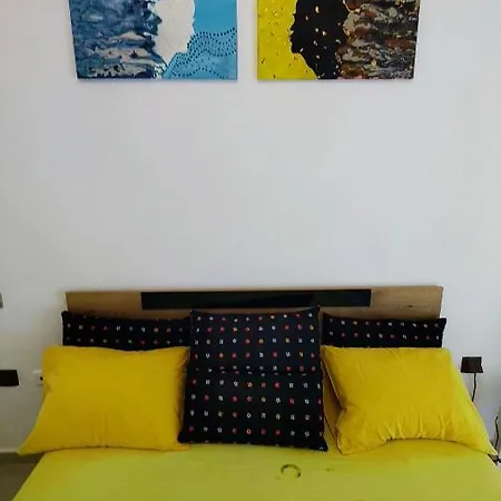 Art House 2 Apartment