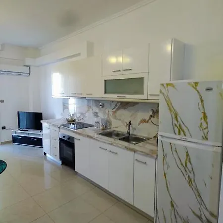 Art House 2 شقة سالونيك