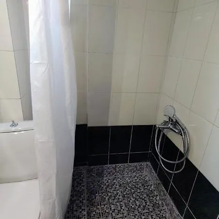 Art House 2 شقة سالونيك